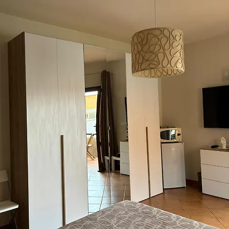 Mare Fuori Gæstehus Palau